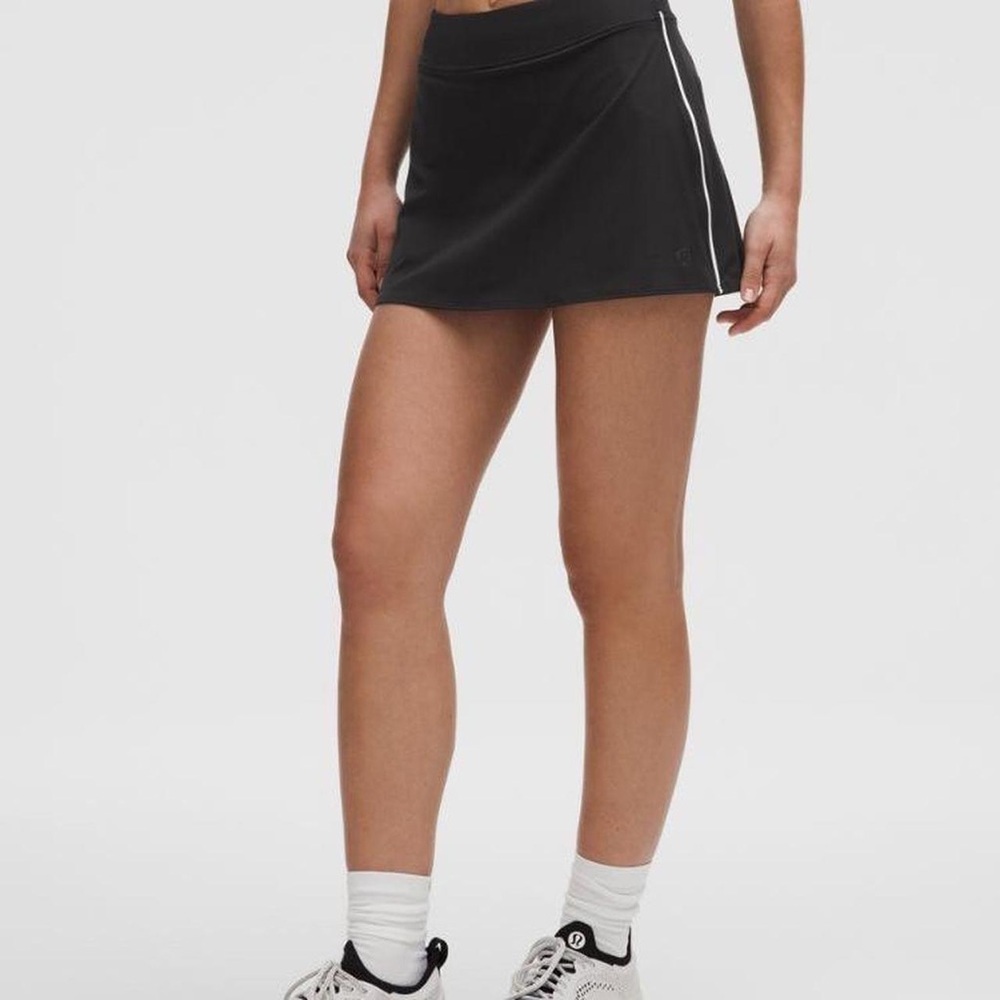 lululemon High Rise Lined Mini Skirt Black and White